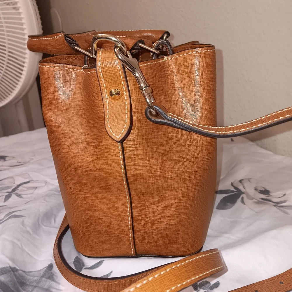 Dooney & Bourke Brown Leather Mini BARLOW - Picture 4 of 9